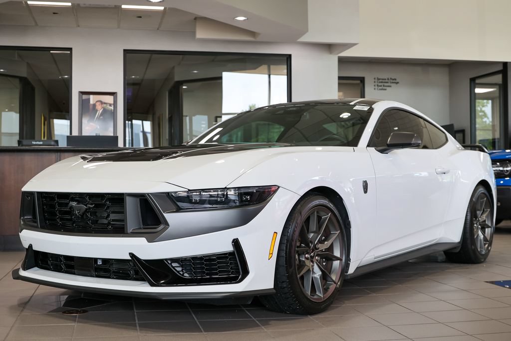 Certified 2025 Ford Mustang Dark Horse RWD image 15