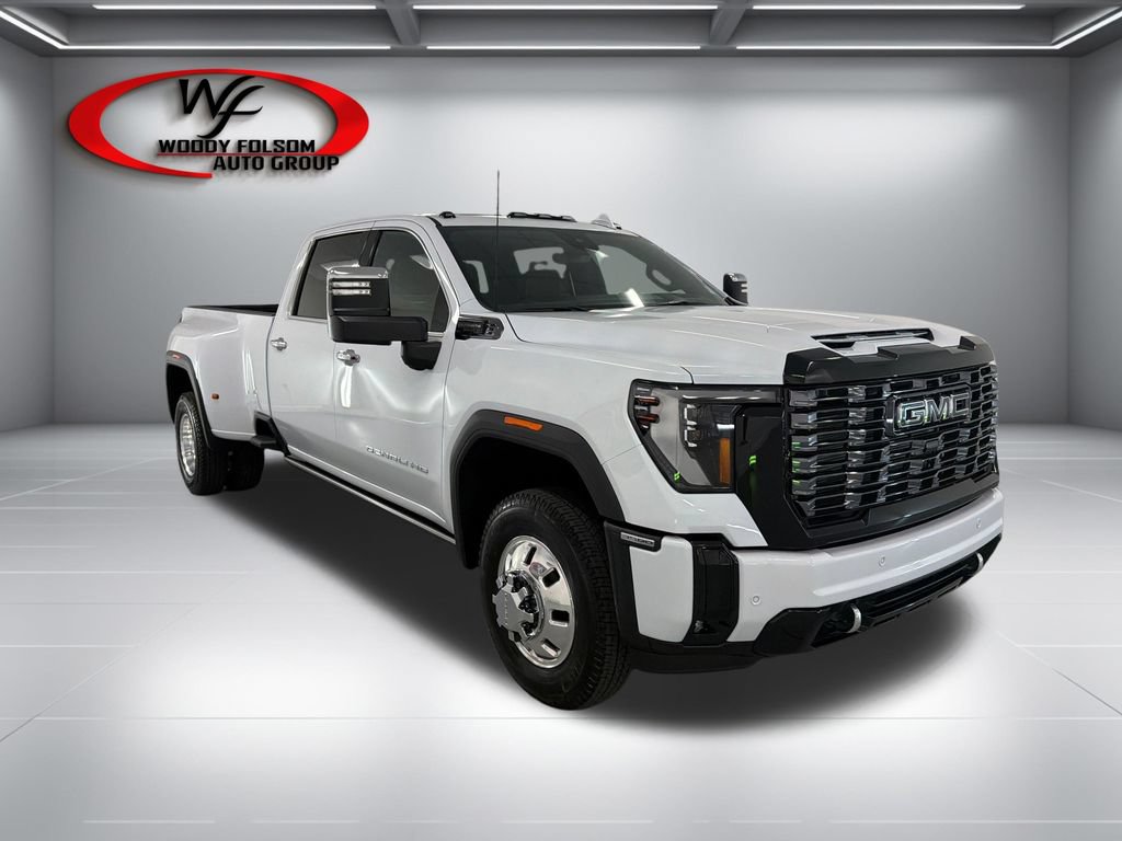 New 2026 GMC Sierra 3500 Denali Ultimate AWD/4WD image 3