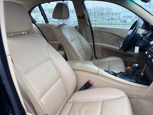 Used 2007 BMW 530xi Sedan AWD/4WD image 9