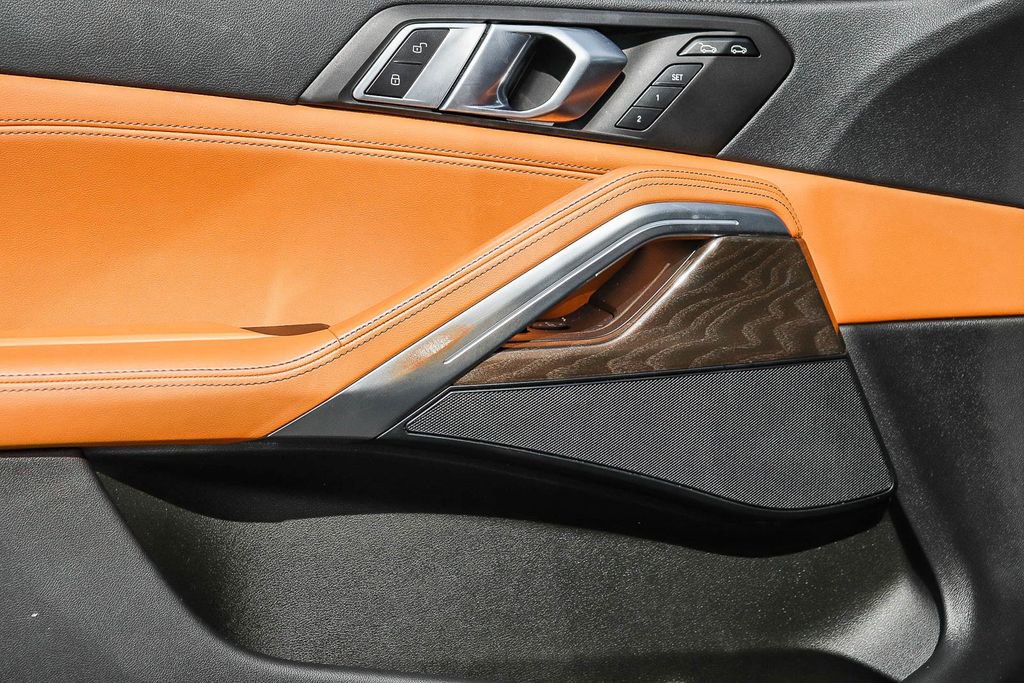 Used 2023 BMW X6 xDrive40i w/ Climate Comfort Package image 23