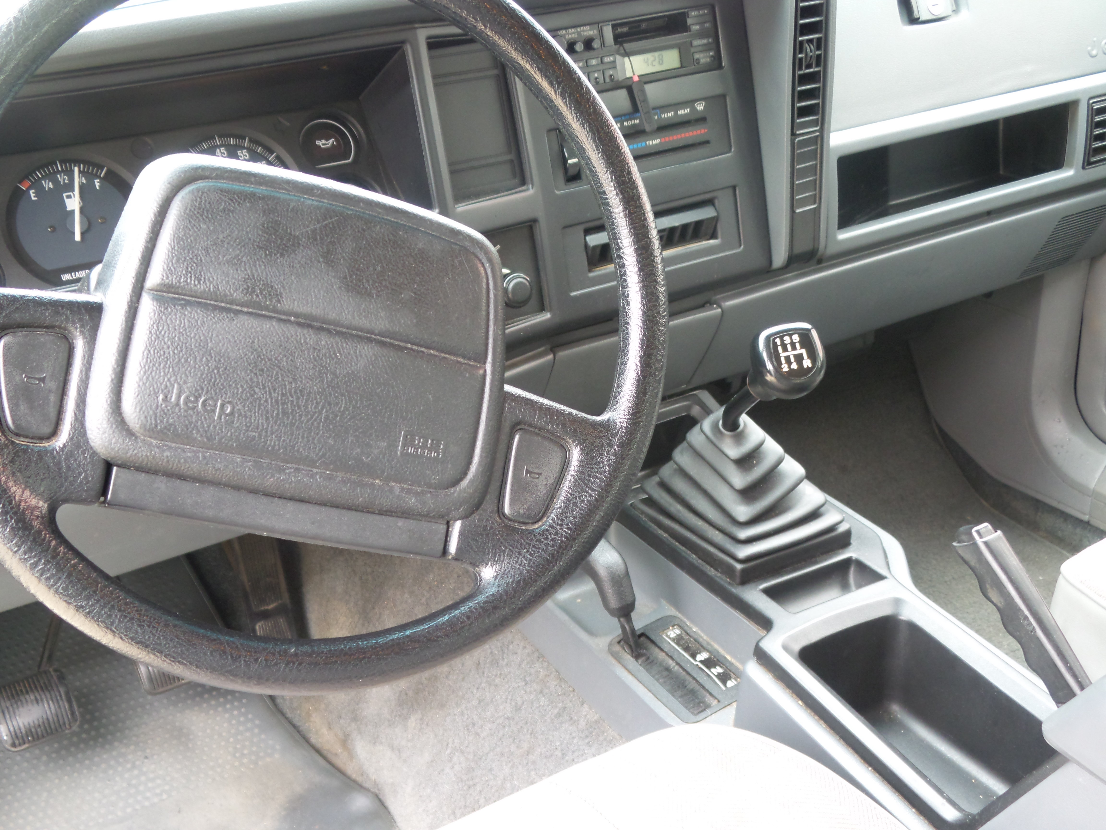 Used 1996 Jeep Cherokee SE AWD/4WD image 14
