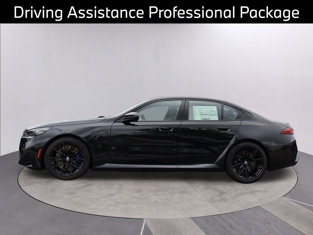 New 2026 BMW M5 w/ Carbon Package image 6