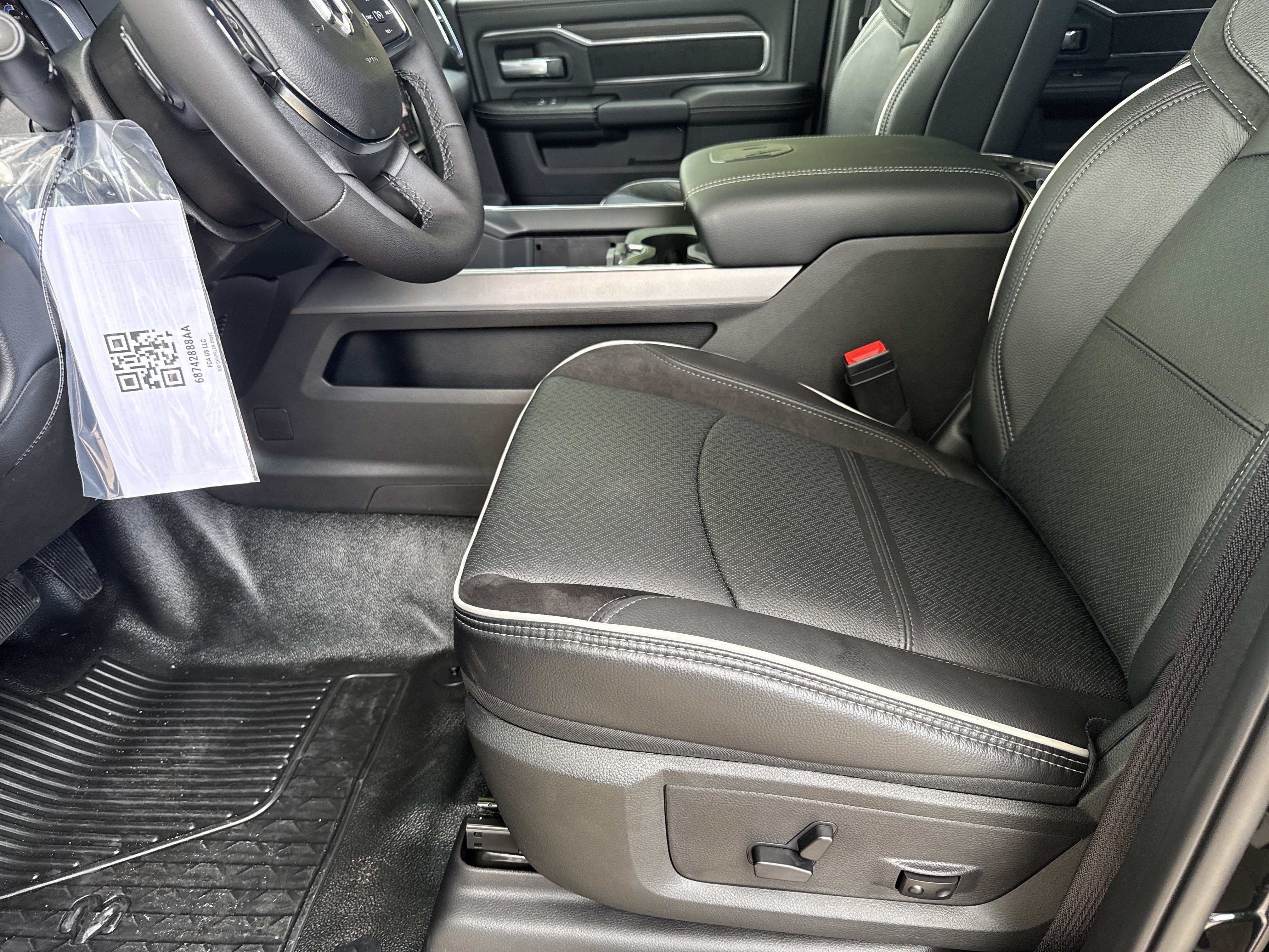 New 2026 RAM 5500 4x4 Crew Cab w/ Laramie Trim Package image 9