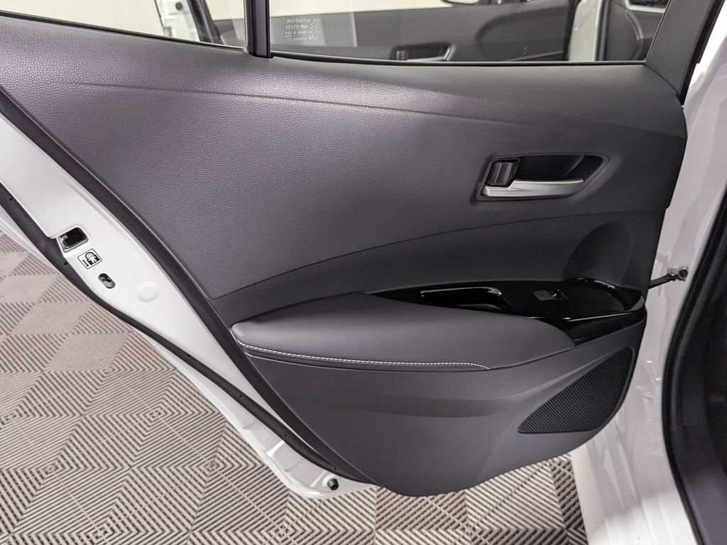 Used 2026 Toyota Corolla SE FWD image 43