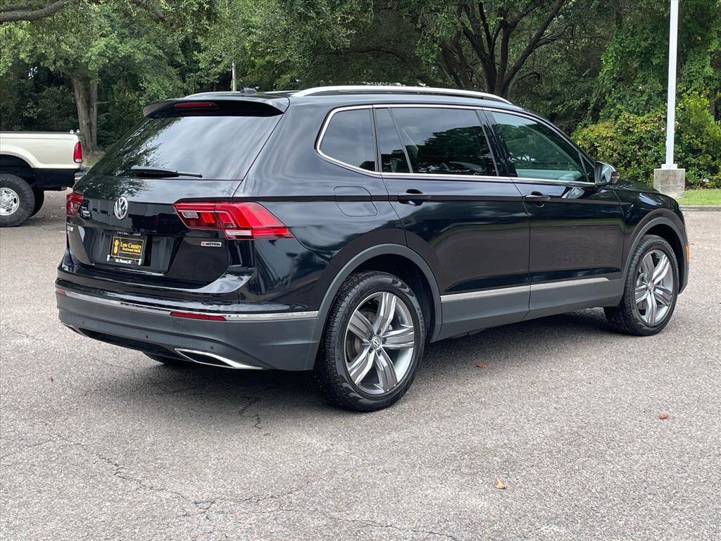 Used 2021 Volkswagen Tiguan SEL w/ 2-Row Tiguan MDO Package AWD/4WD image 25