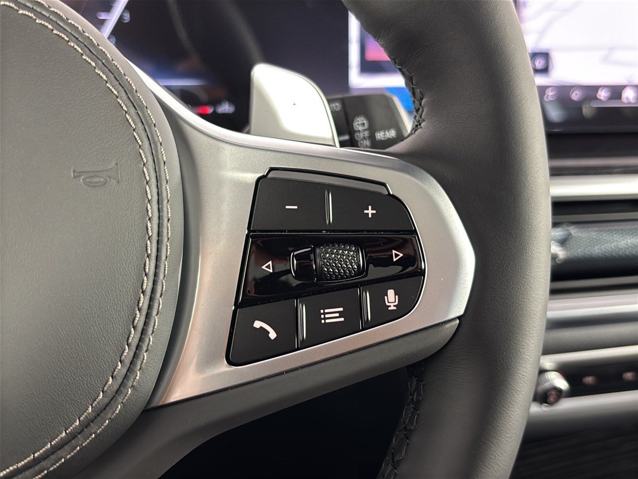 New 2027 BMW X7 xDrive40i w/ Executive Package AWD/4WD image 19