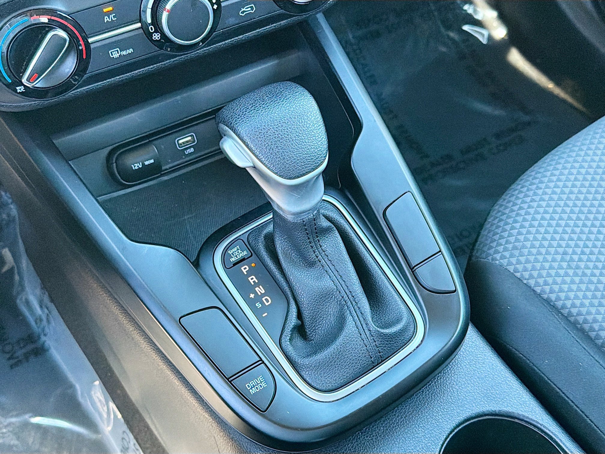 Used 2024 Kia Soul LX w/ Option Group 015 image 26