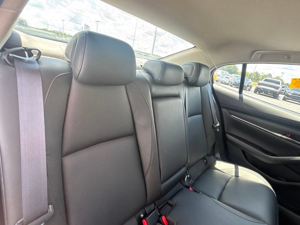 Used 2023 MAZDA MAZDA3 s FWD image 29