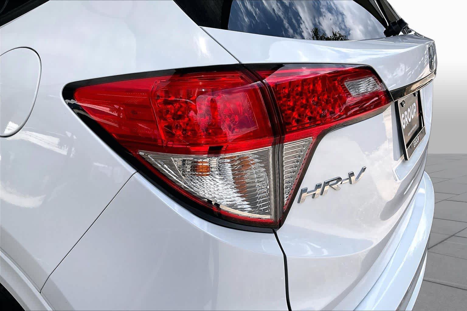 Used 2019 Honda HR-V Touring image 28