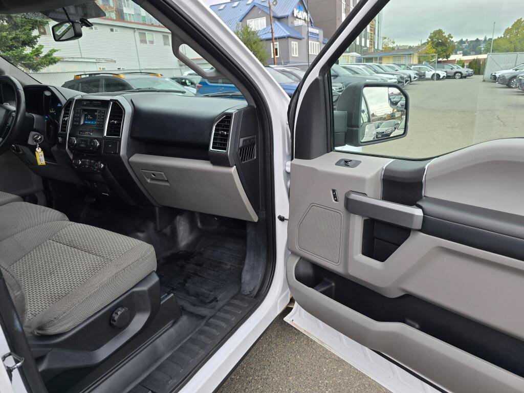 Used 2016 Ford F150 XLT w/ Equipment Group 301A Mid AWD/4WD image 10