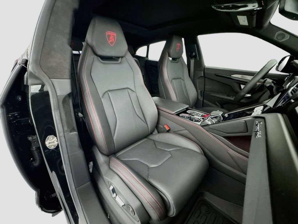 Used 2024 Lamborghini Urus S AWD/4WD image 31