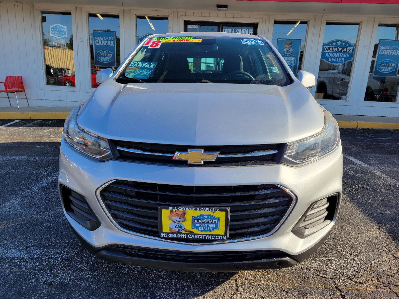 Used 2018 Chevrolet Trax LS FWD image 2