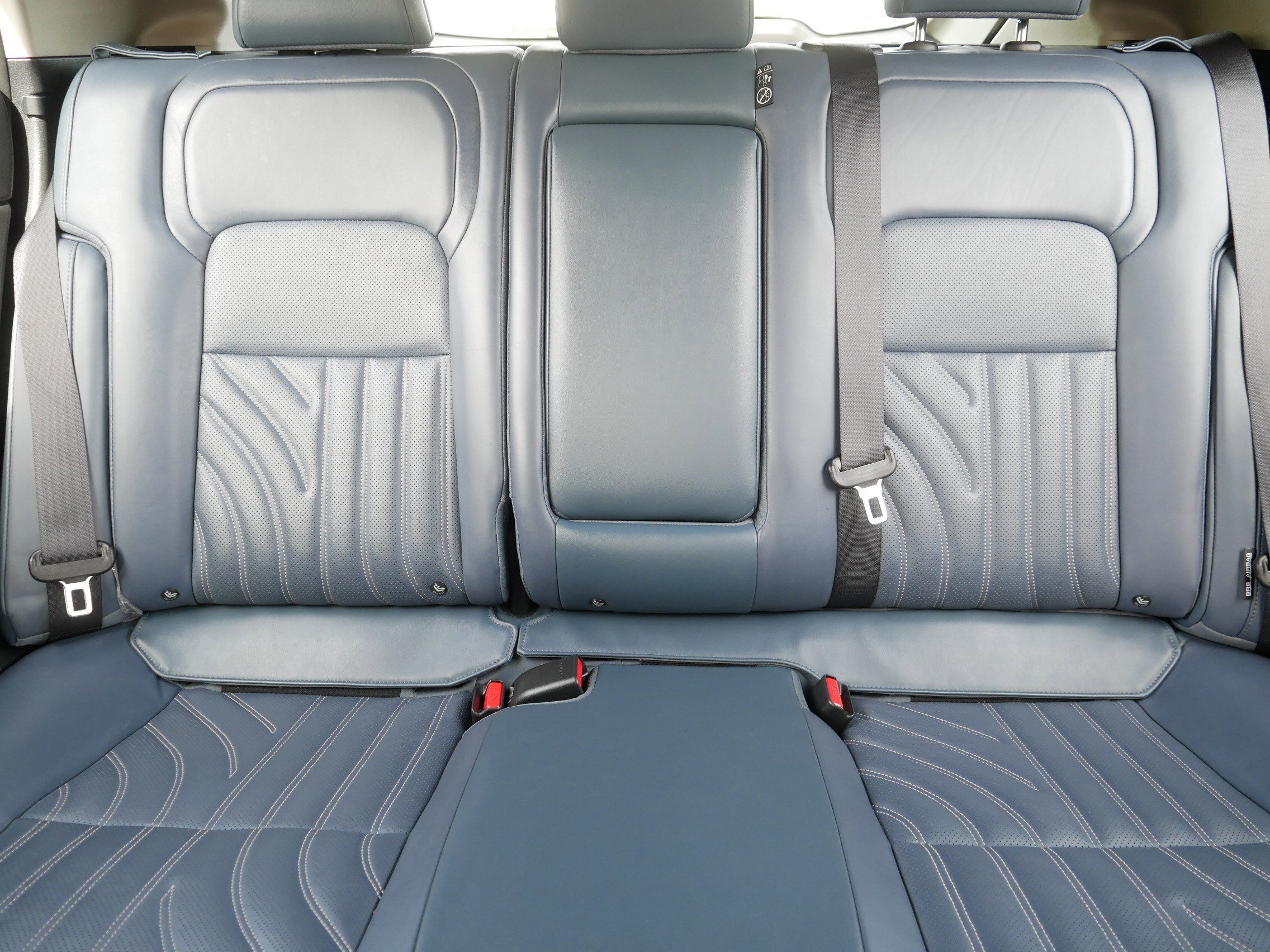 Certified 2023 Nissan Ariya AWD/4WD image 13