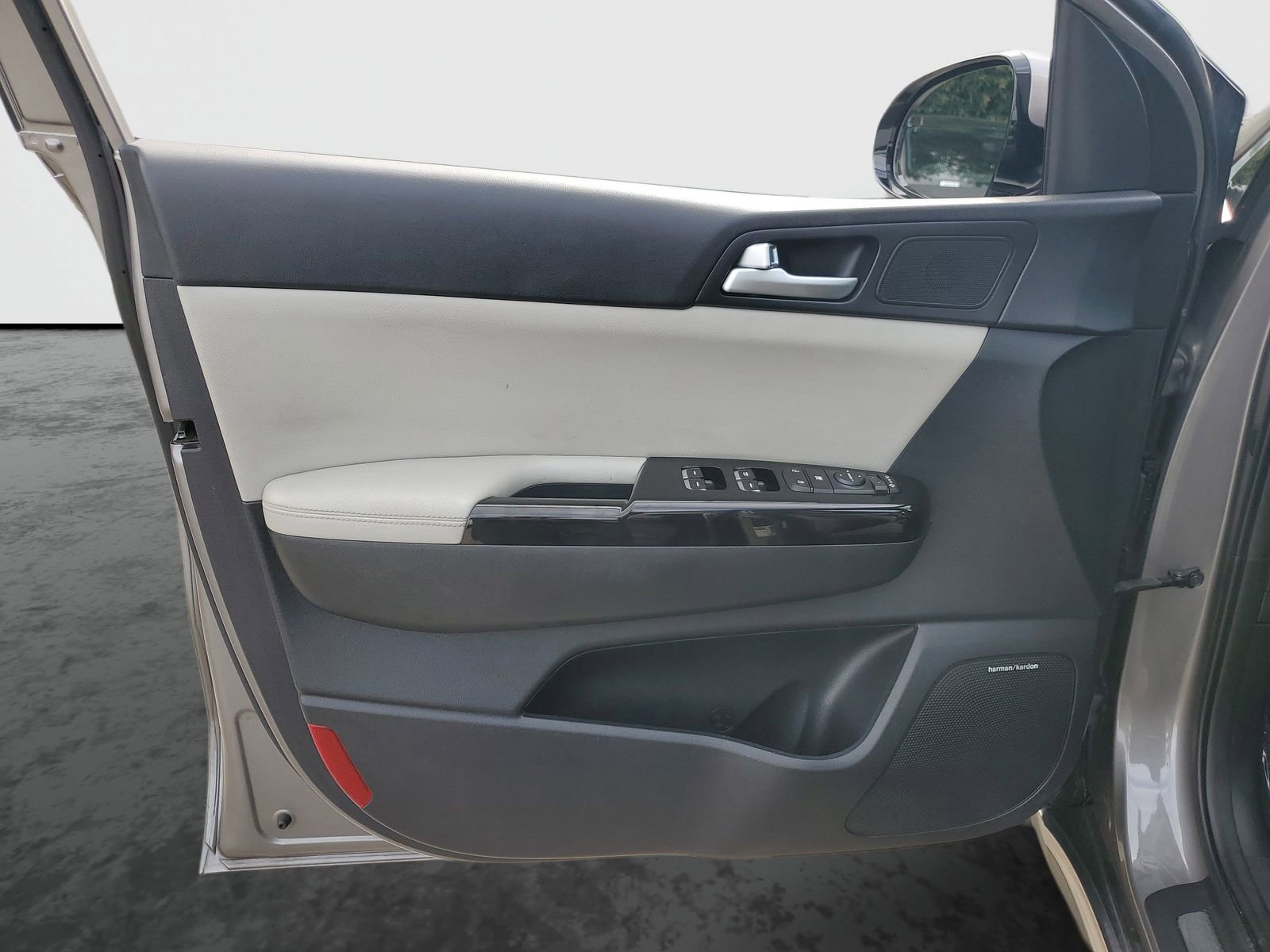 Used 2017 Kia Sportage SX image 21