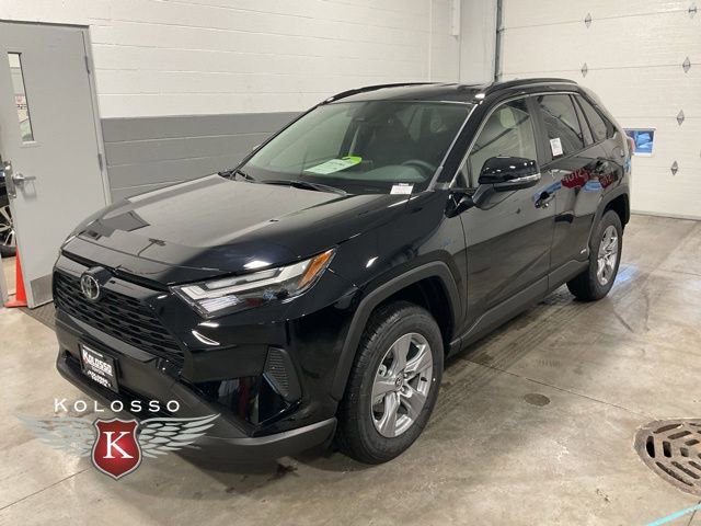New 2025 Toyota RAV4 XLE