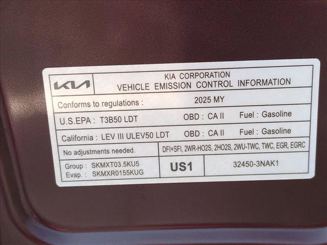 Used 2025 Kia Carnival image 26