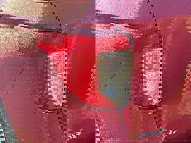 Certified 2022 Ford Explorer XLT w/ Class IV Trailer Tow Package image 12