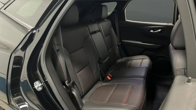 Used 2024 Chevrolet Blazer RS w/ Enhanced Convenience Package image 25