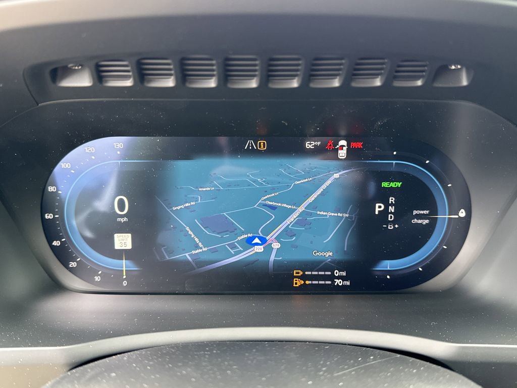 New 2025 Volvo XC90 T8 Plus w/ Protection Package Premier image 19