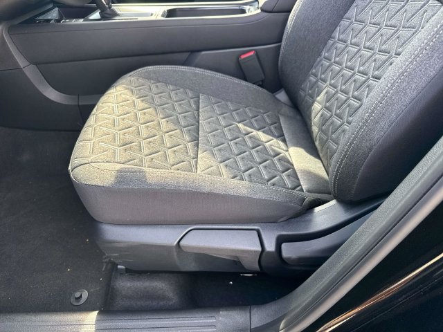 New 2027 Nissan Kicks SV AWD/4WD image 19