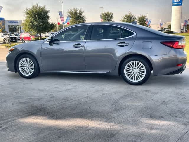 Used 2017 Lexus ES 350 w/ Premium Package FWD image 4