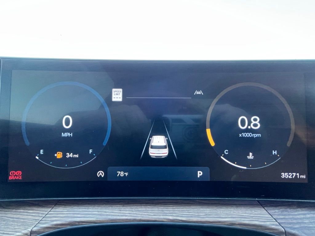 Used 2024 Hyundai Santa Fe Limited image 30