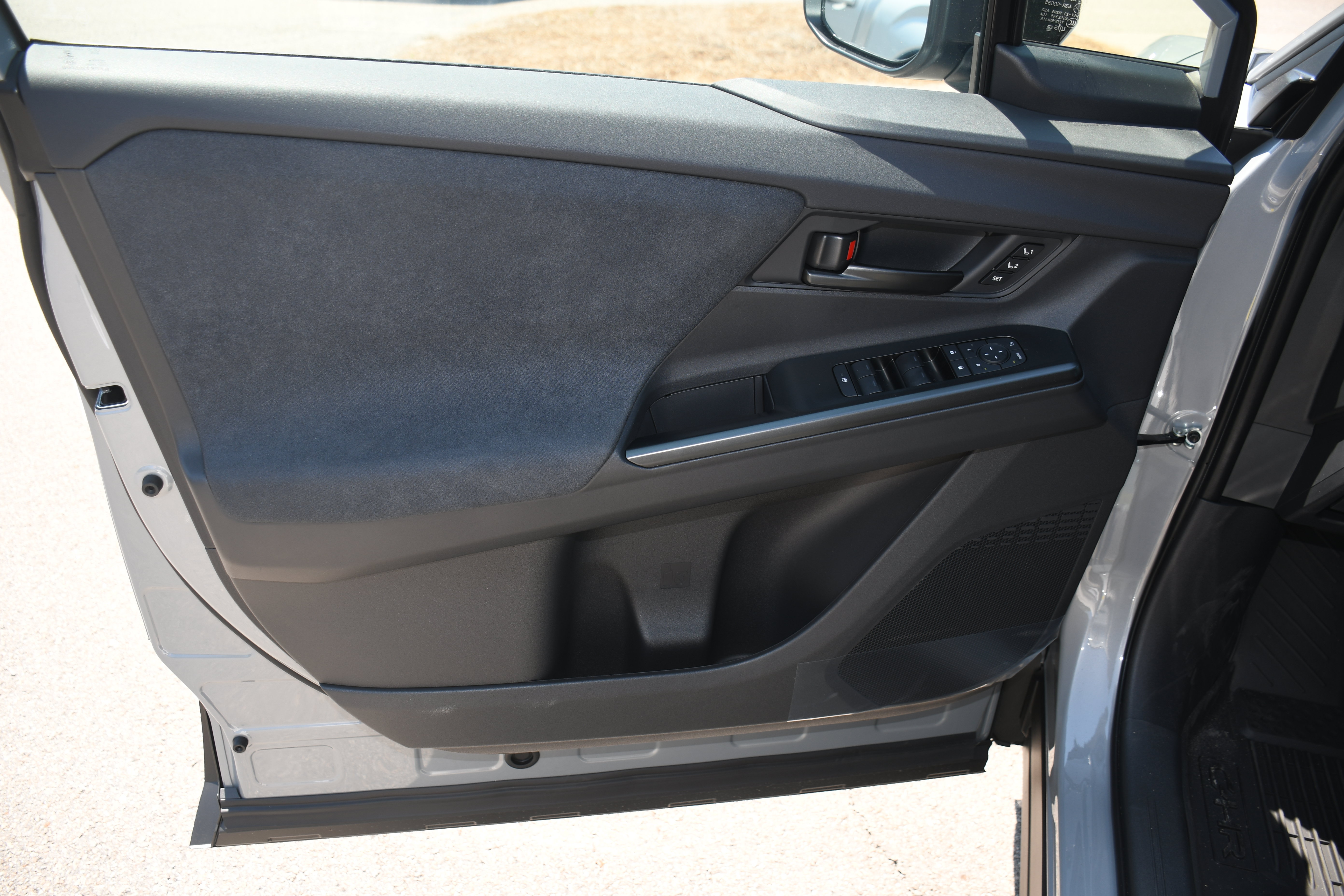 New 2026 Toyota C-HR w/ Cold Weather Package AWD/4WD image 5
