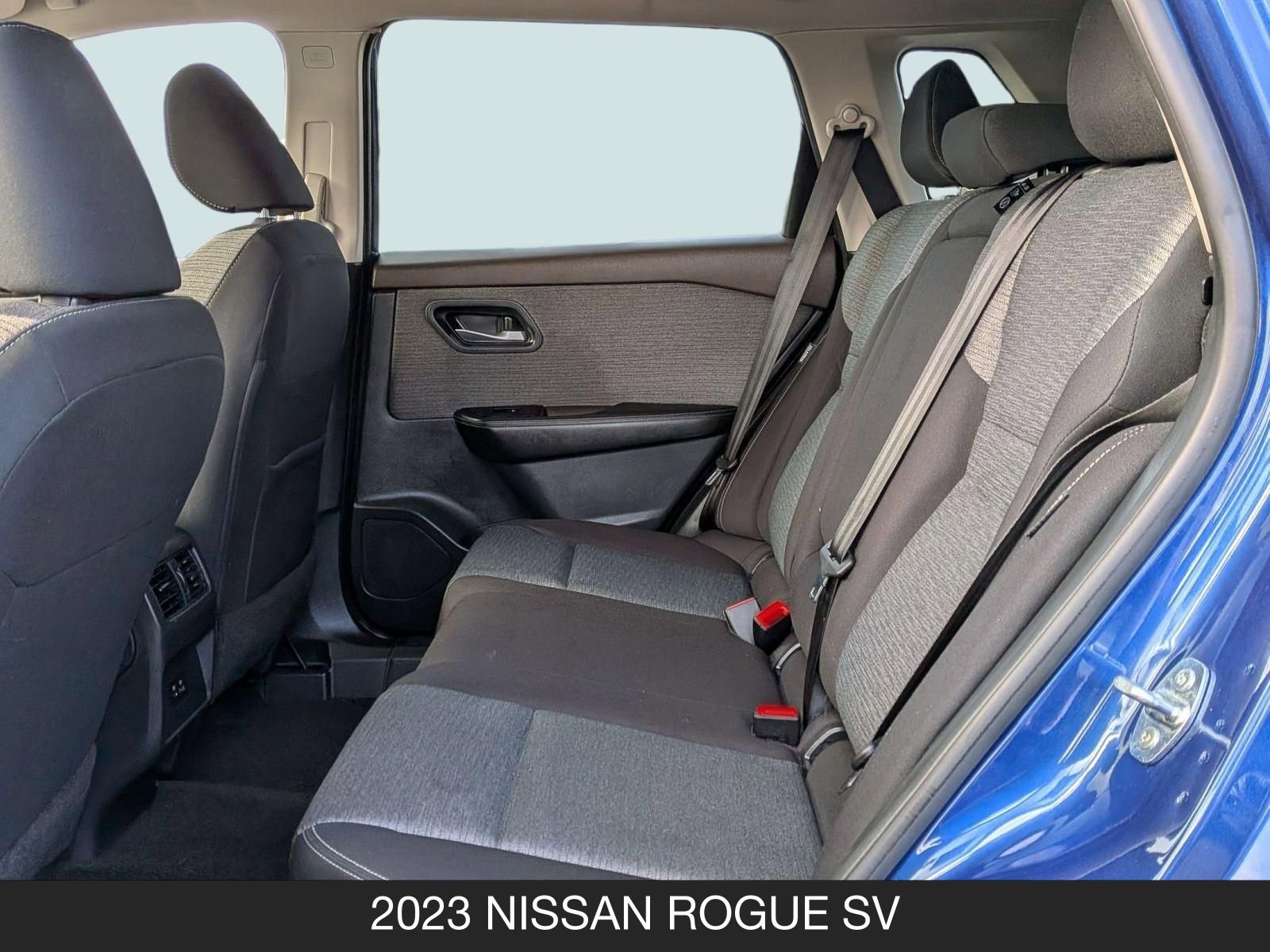 Certified 2023 Nissan Rogue SV image 15