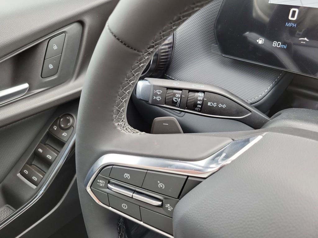 New 2026 Chevrolet Equinox LT image 24