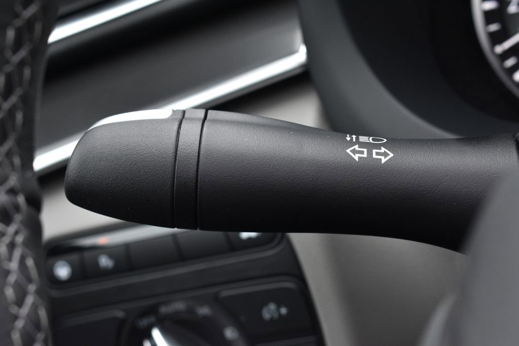 New 2025 INFINITI QX50 Luxe image 18