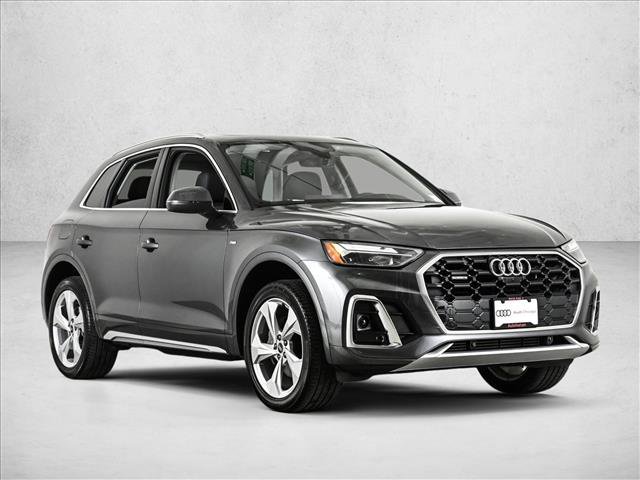Used 2023 Audi Q5 2.0T Premium Plus w/ Premium Plus Package AWD/4WD image 3