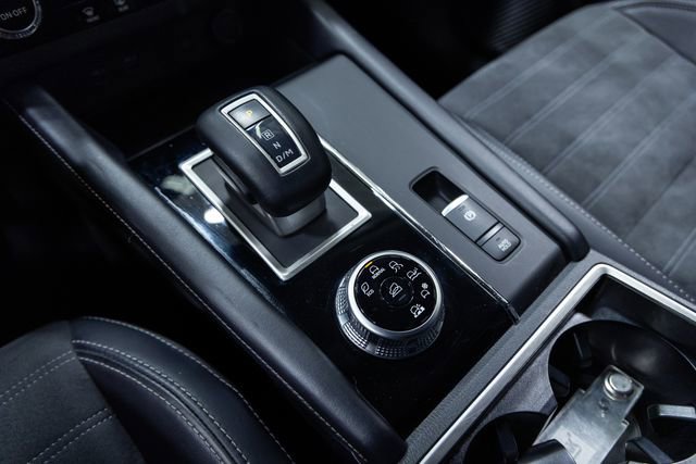 Used 2024 Mitsubishi Outlander image 19