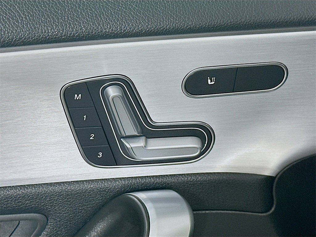 Used 2021 Mercedes-Benz A 220 4MATIC image 22