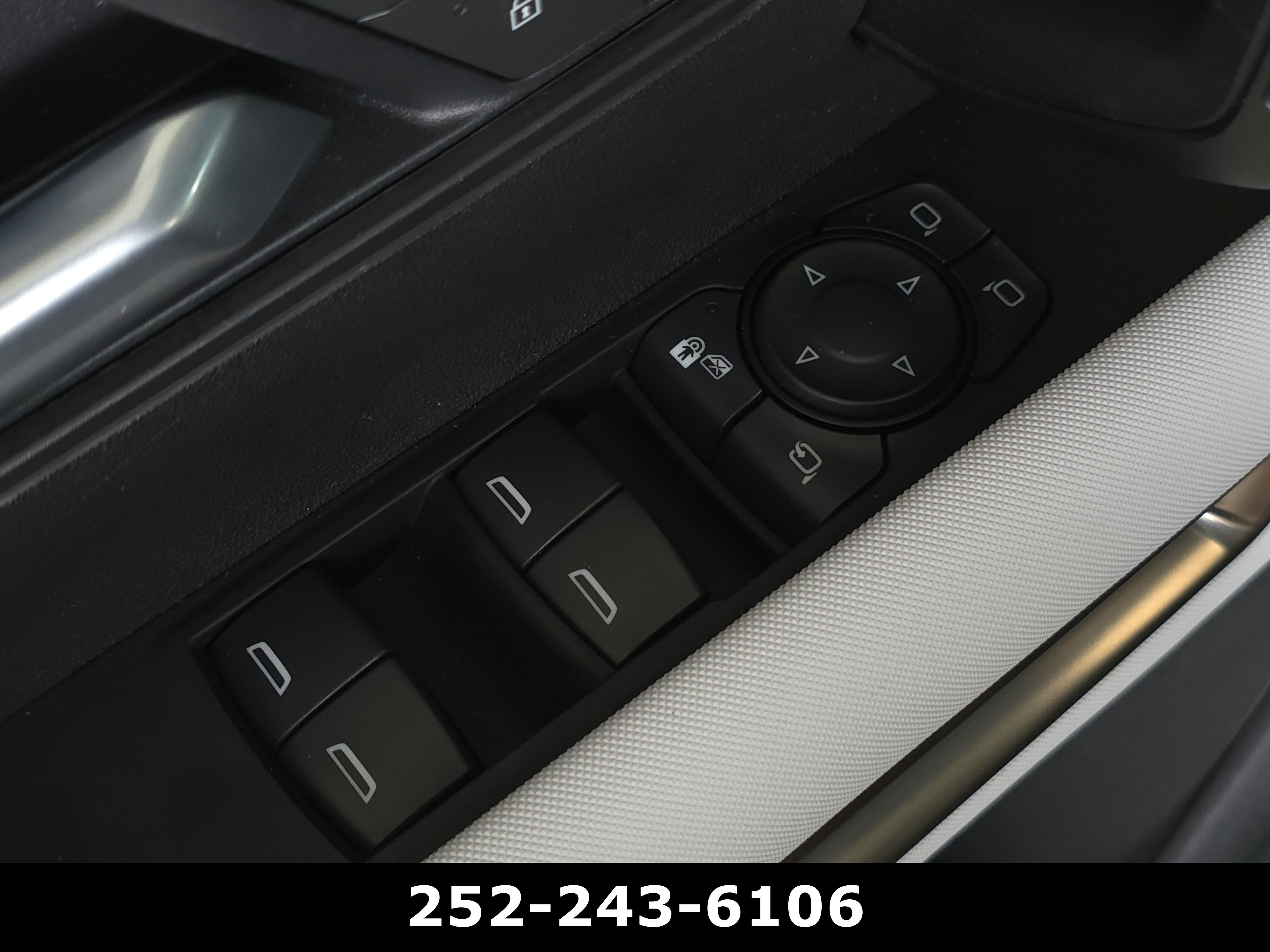 Used 2025 GMC Hummer EV 3X AWD/4WD image 34