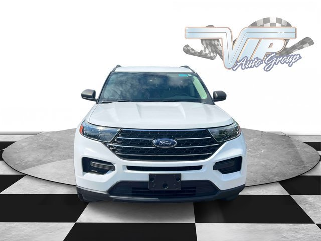 Used 2020 Ford Explorer XLT AWD/4WD image 2