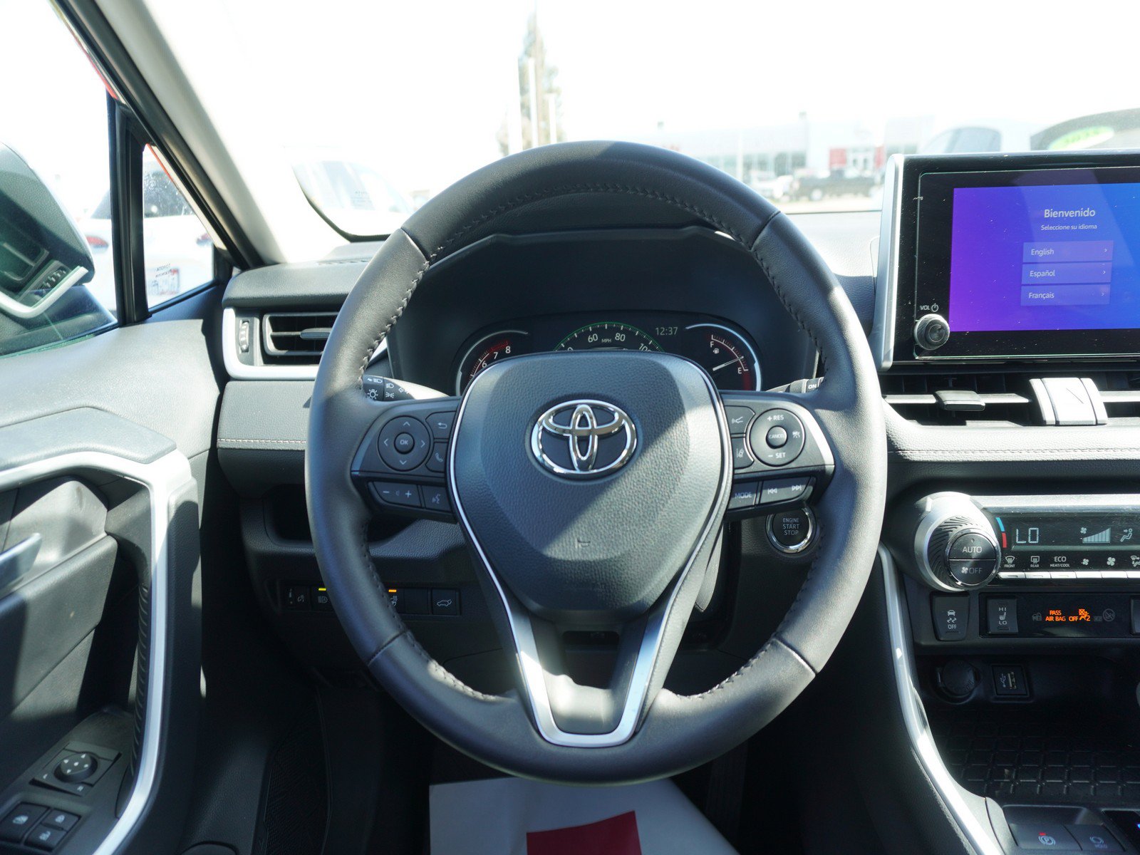 Used 2025 Toyota RAV4 XLE w/ Convenience Package AWD/4WD image 15