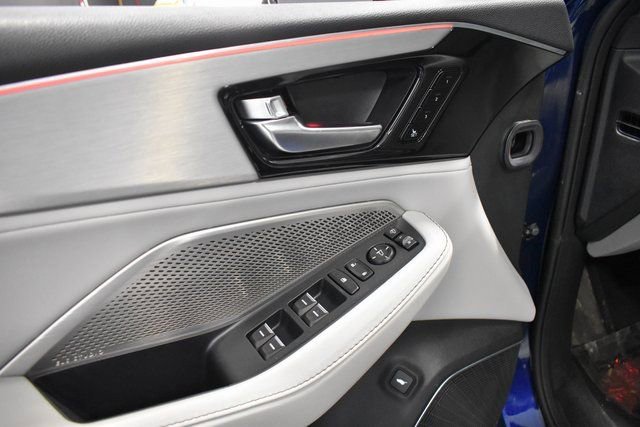 Used 2023 Acura MDX SH-AWD w/ Technology Package image 15