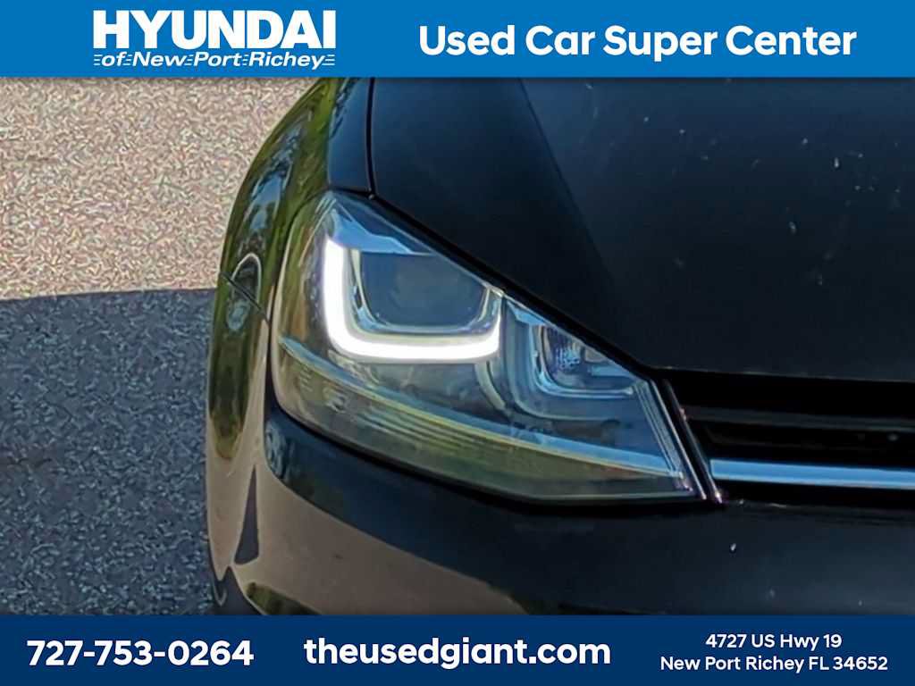 Used 2016 Volkswagen Golf S FWD image 9