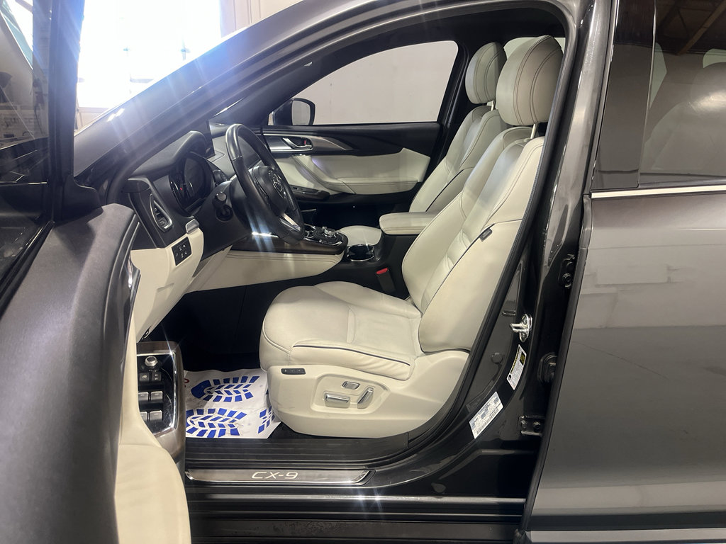 Used 2020 MAZDA CX-9 Signature AWD/4WD image 31
