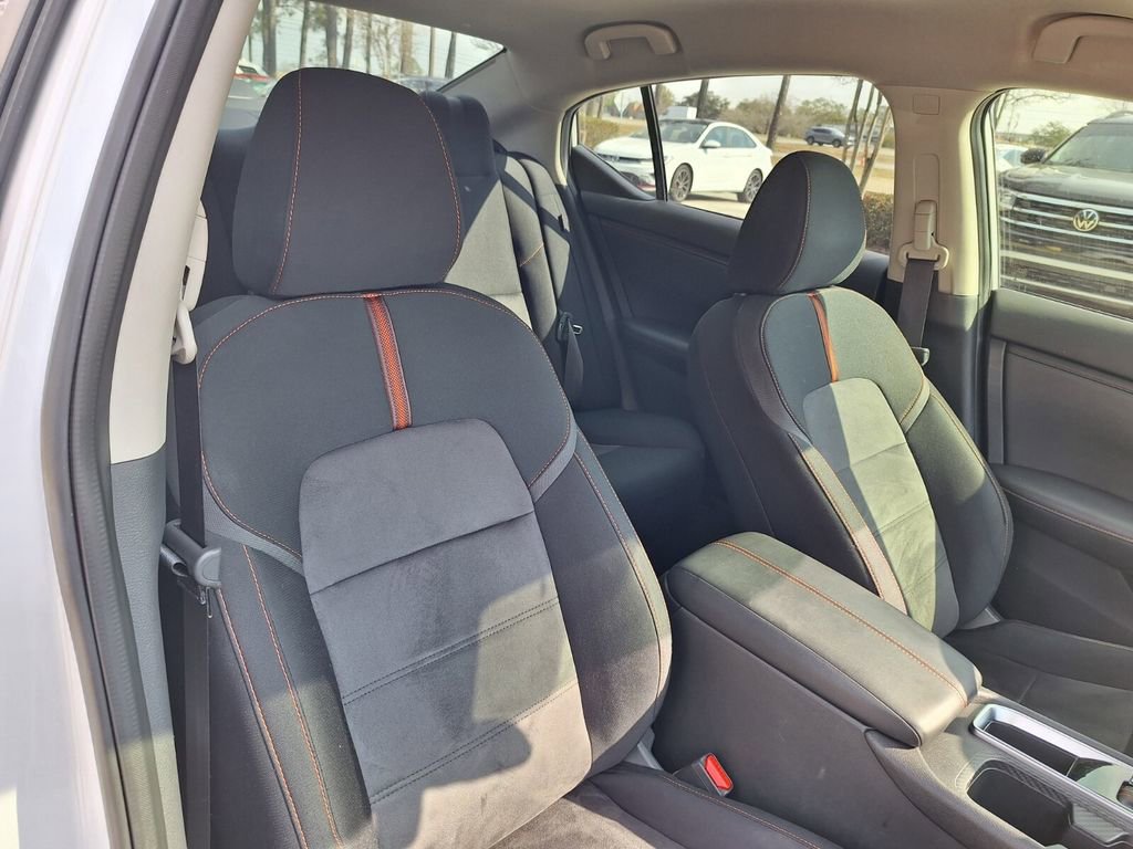 Used 2023 Nissan Sentra SR w/ Trunk Package image 28