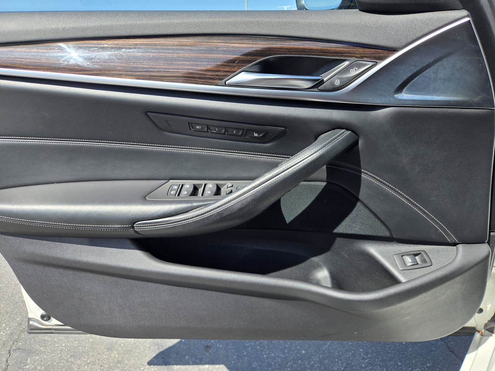 Used 2017 BMW 540i RWD image 20