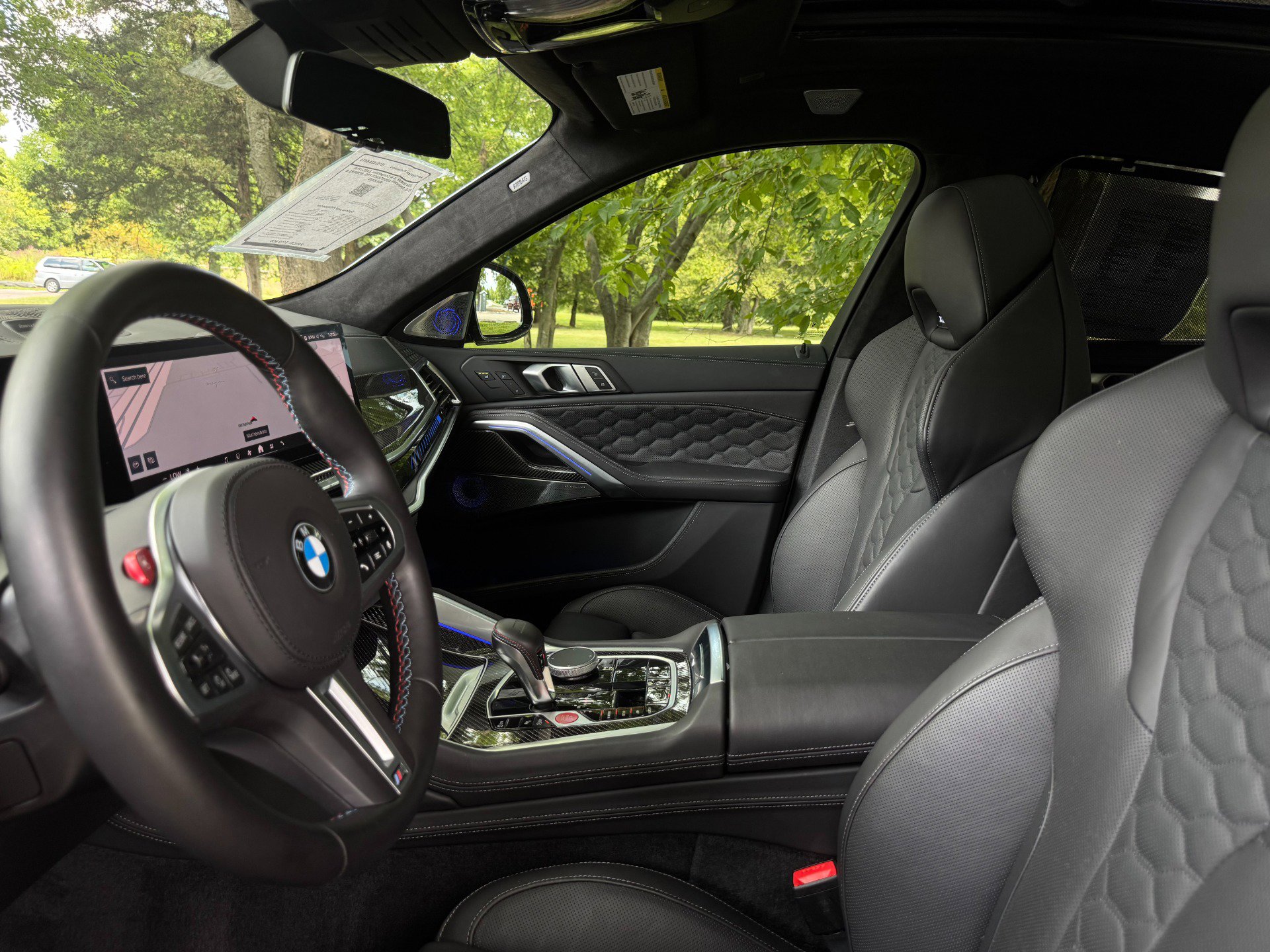 Used 2024 BMW X6 M Competition w/ Executive Package image 23