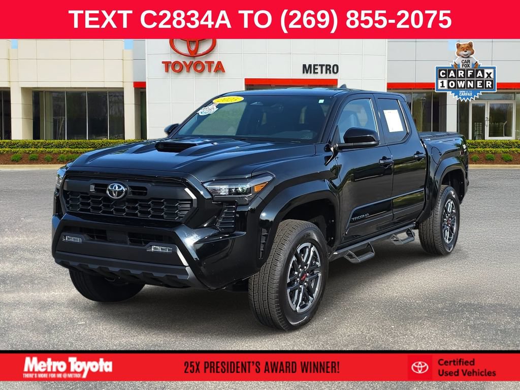 Certified 2025 Toyota Tacoma TRD Sport AWD/4WD image 1