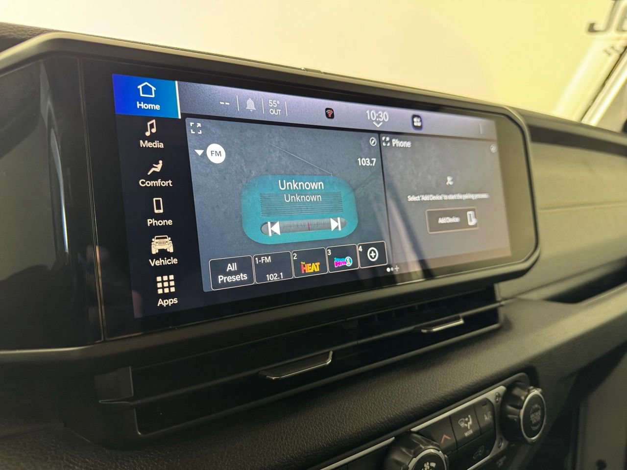 Used 2025 Jeep Gladiator Sport image 19
