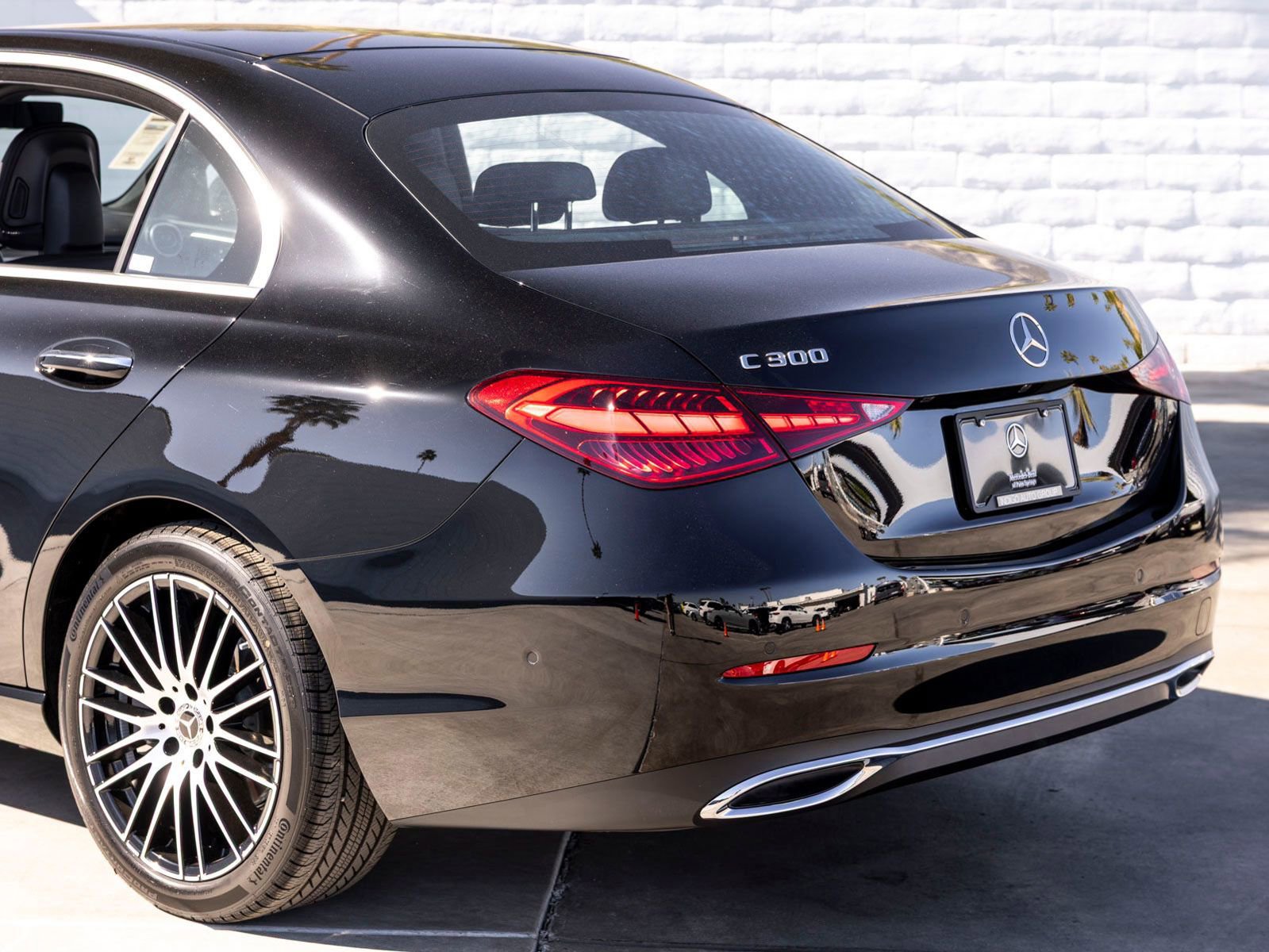 Used 2025 Mercedes-Benz C 300 Sedan image 10