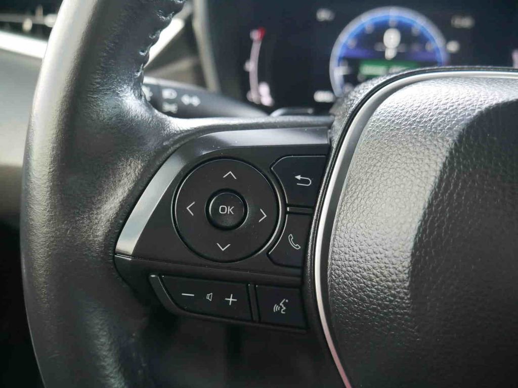 Used 2024 Toyota Corolla XSE image 38