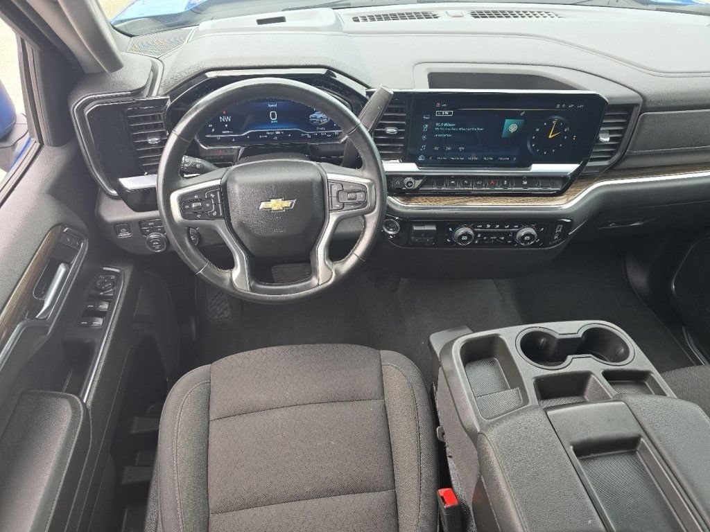 Used 2023 Chevrolet Silverado 1500 LT AWD/4WD image 24