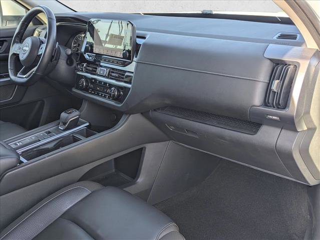 Used 2022 Nissan Pathfinder SL image 23