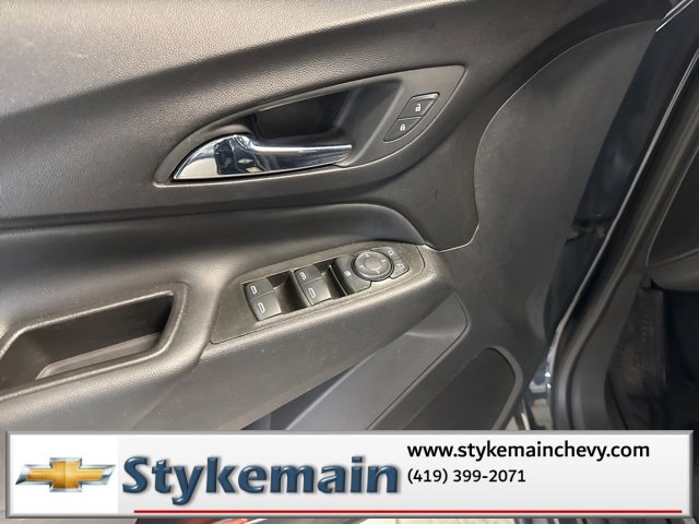 Used 2023 Chevrolet Equinox LT w/ LPO, Floor Liner Package image 39