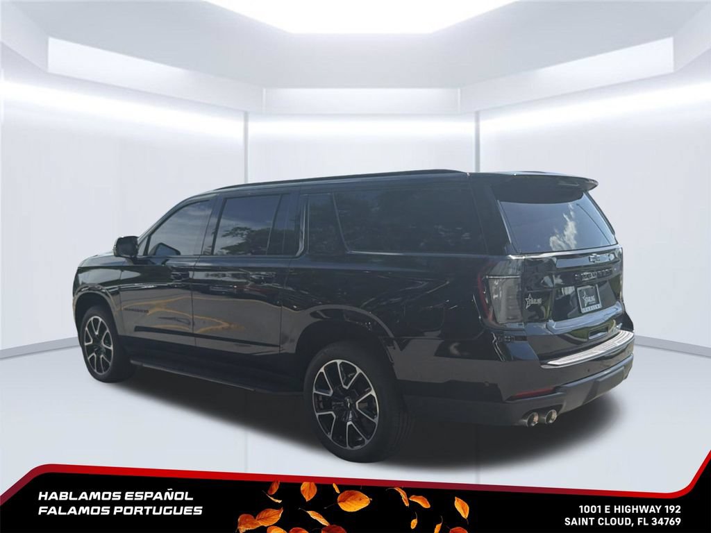 Certified 2026 Chevrolet Suburban RST w/ Comfort Package AWD/4WD image 5